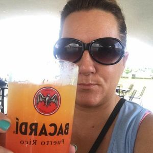 Meet your Posher, Rebecca